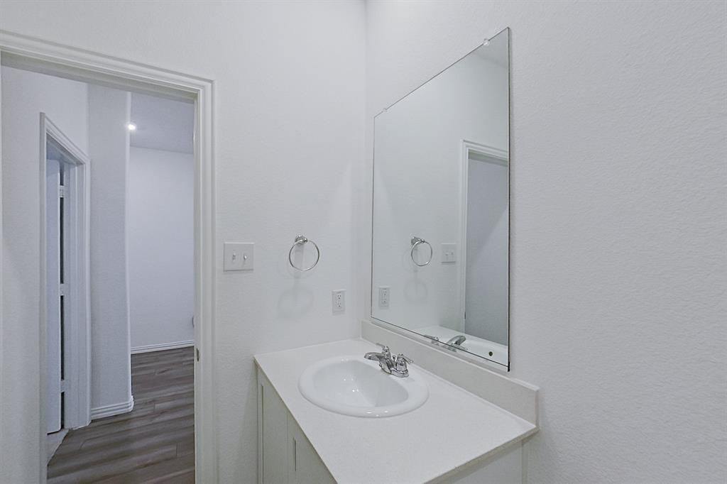 2125 Okeefe Dr #2125 - Photo 2 of 19