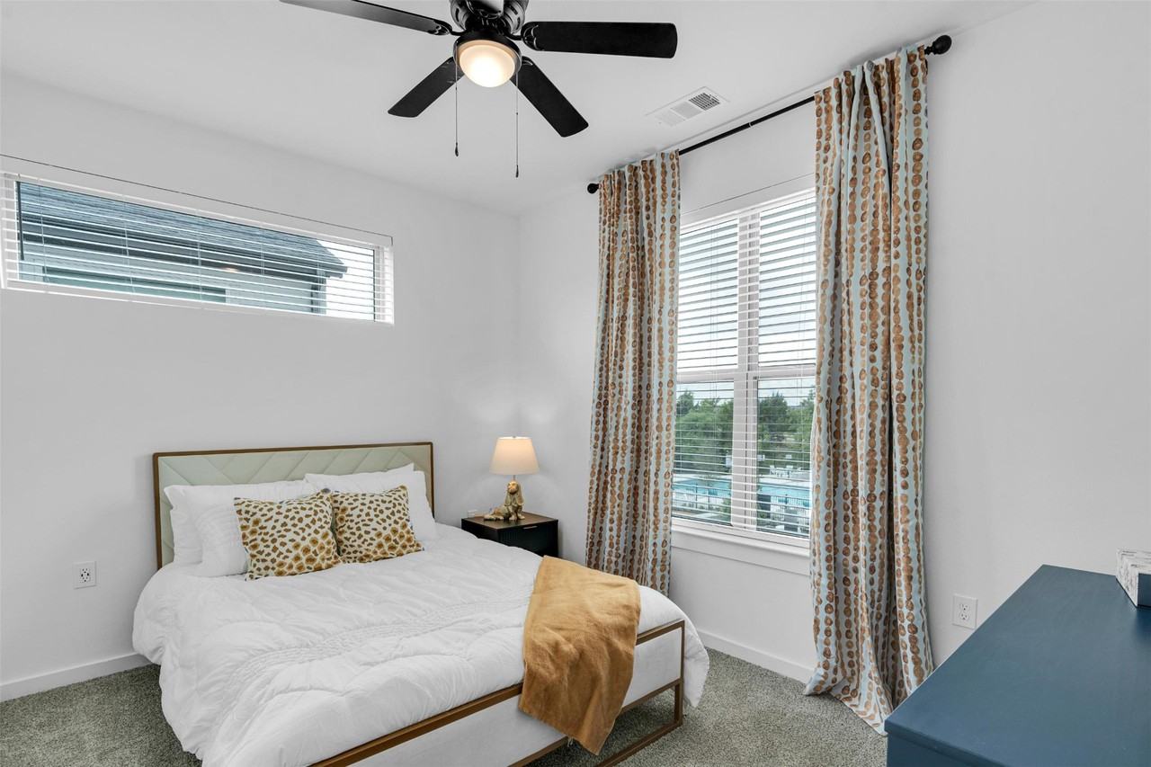 1305A Goalie Dr #1305 - Photo 3 of 41