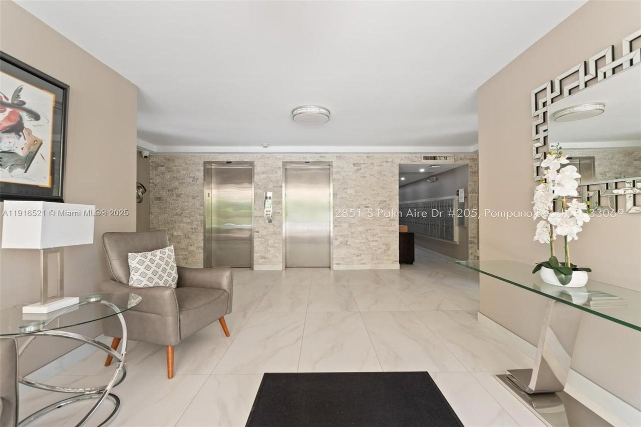 2851 South Palm Aire Drive