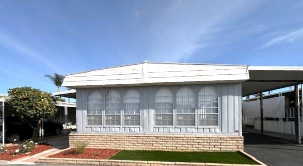 881 North Lake Street #881-204 - Photo 3 of 10