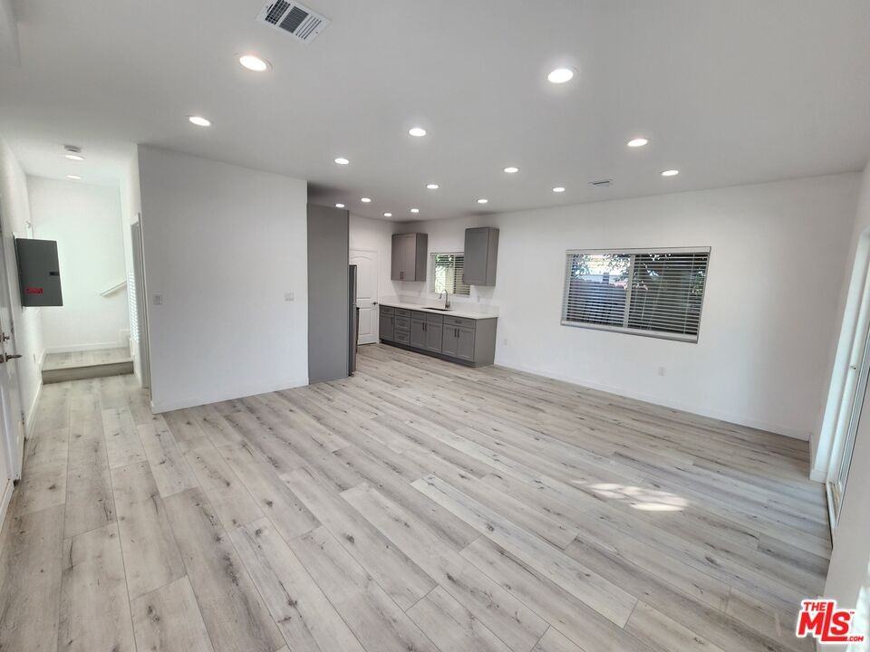 11618 Balboa Blvd #11618 - Photo 5 of 29