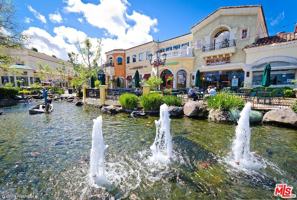 featured image of 4732 Park Granada