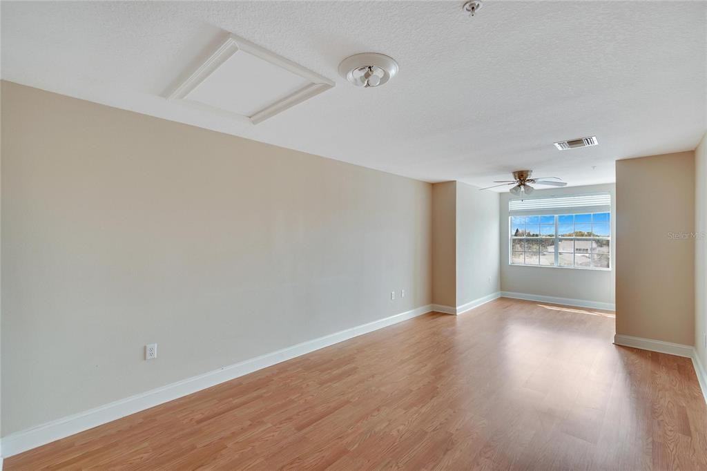 6414 Sunset Bay Cir #6414 - Photo 7 of 50