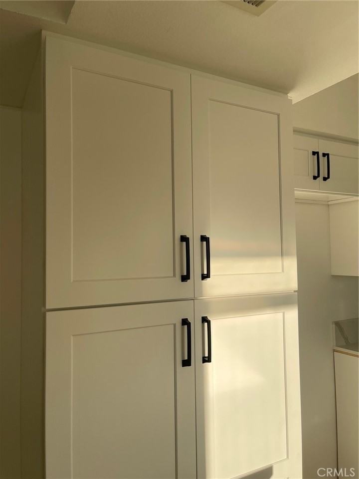 738 Verona Ave #738 - Photo 2 of 17