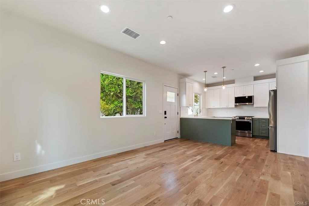 14076 Cornishcrest Rd #14076B - Photo 5 of 17