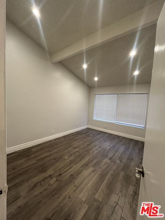 14501 Tupper St #14501-39 - Photo 7 of 31