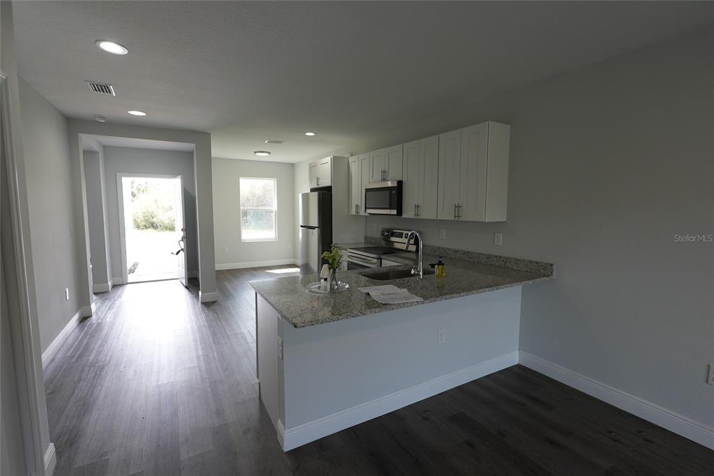 17196 Bonnie Ave #17196 - Photo 6 of 21