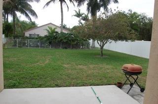 4546 Nw 7th Pl #4546 - Photo 2 of 11