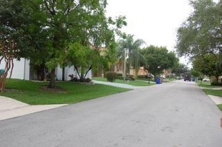4546 Nw 7th Pl #4546 - Photo 3 of 11
