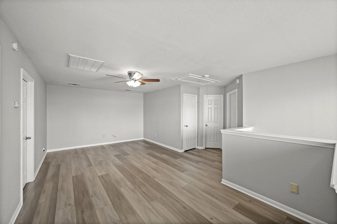 14614 Hazy Ridge Ln #14614 - Photo 7 of 36