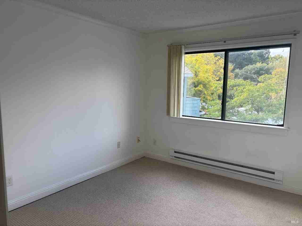 221 College View Dr #221 - Photo 6 of 12