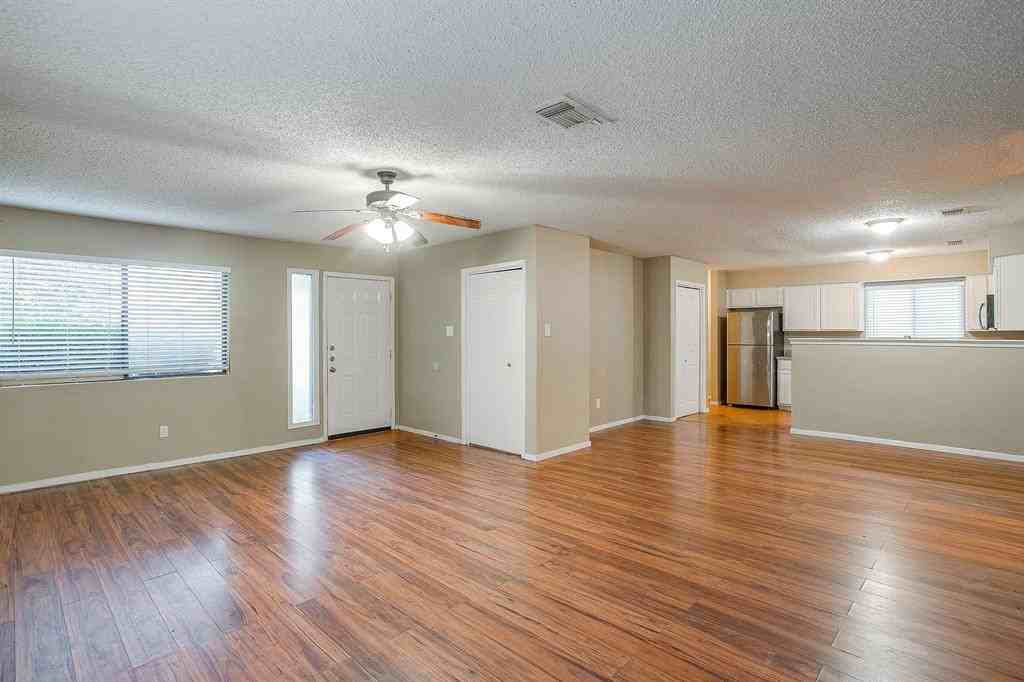 1906 Beacon Way #1906 - Photo 6 of 36