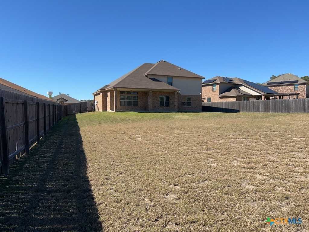 1021 Republic Cir #1021 - Photo 6 of 9