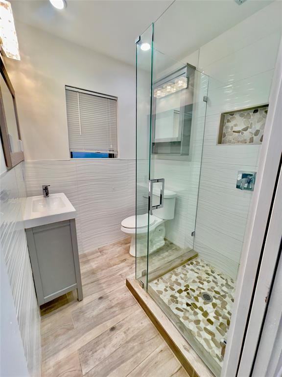 1614 Ne 7th St #1614 - Photo 3 of 22