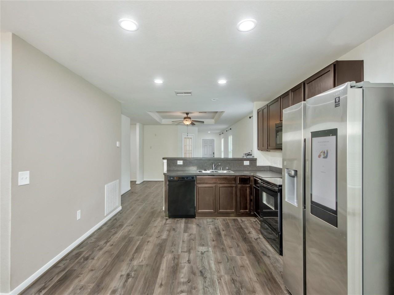 9906 Orchid Spring Ln #9906 - Photo 7 of 27