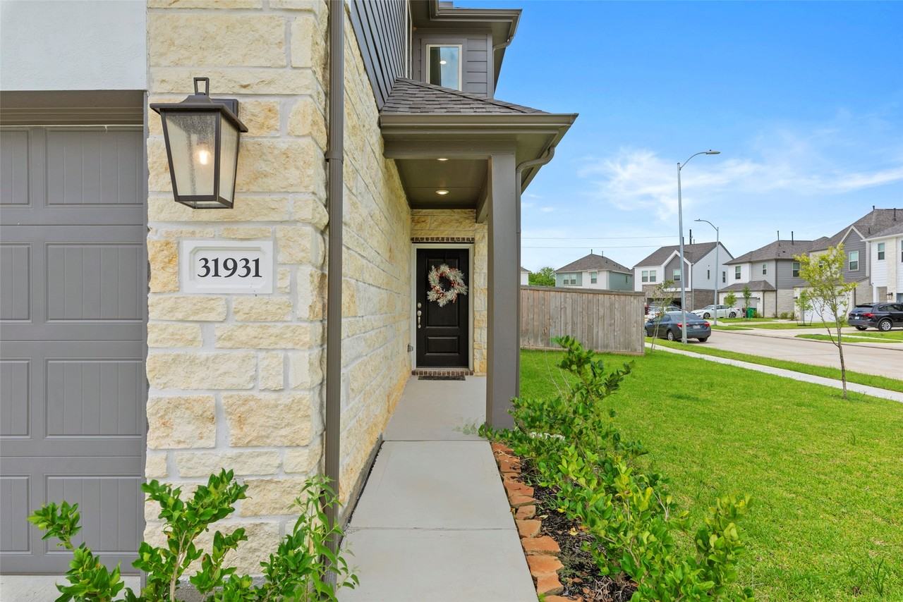 31931 Abbington Village Way #31931