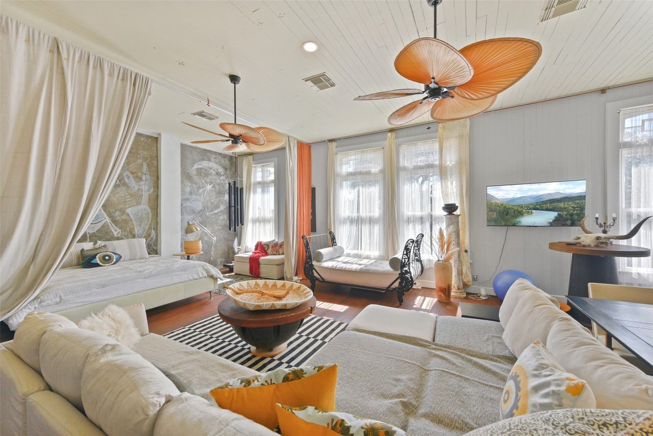 1614 Avenue K #1614FRONT - Photo 5 of 36