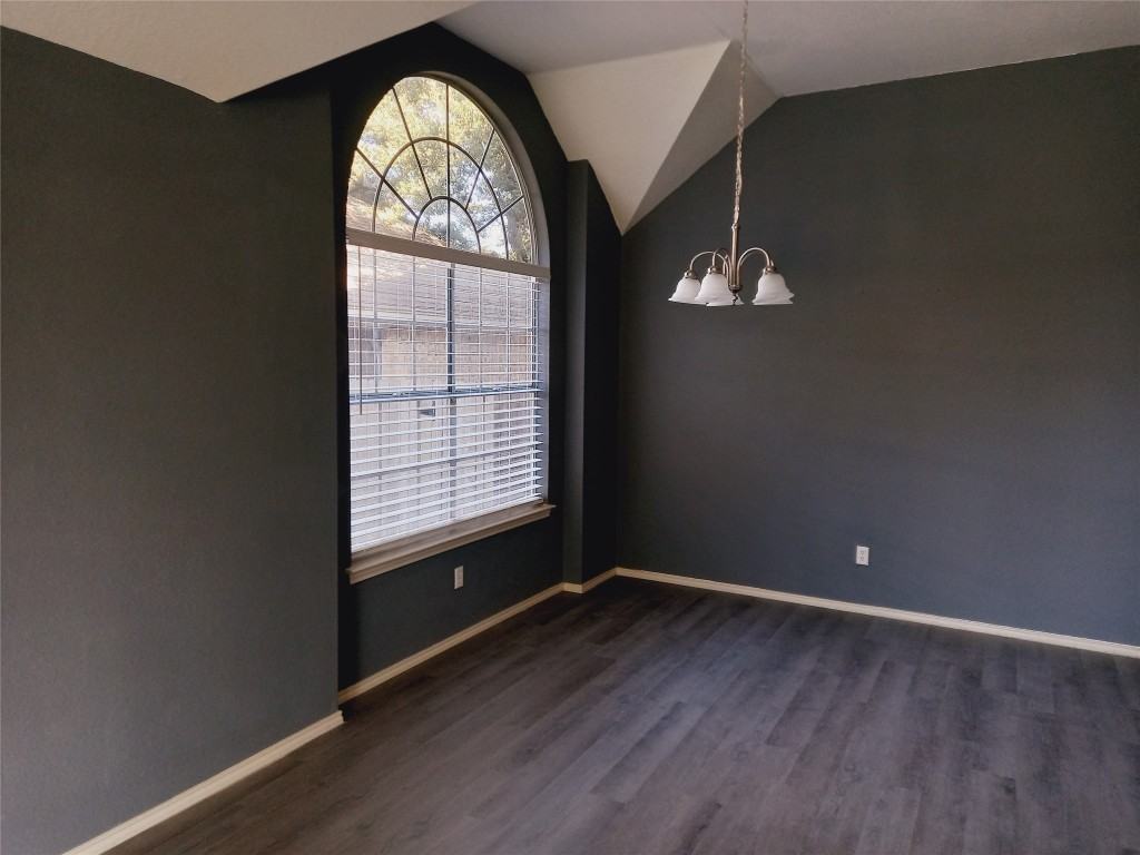 2018 Old Mill Rd #2018 - Photo 4 of 22