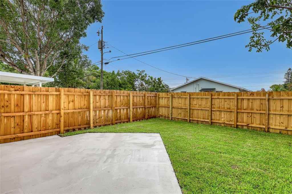 416 W Mango St #416-416 - Photo 5 of 26