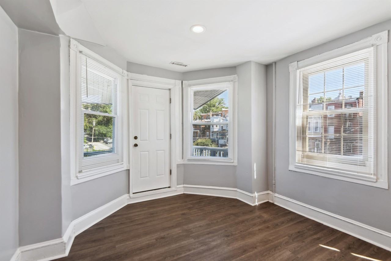 1606 Gwynns Falls Pkwy #3 - Photo 5 of 10