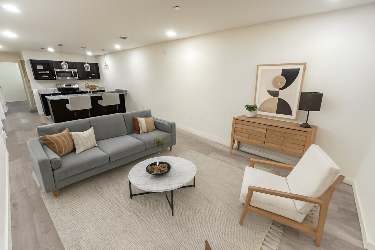 3104 N Broad St #3 - Photo 4 of 8