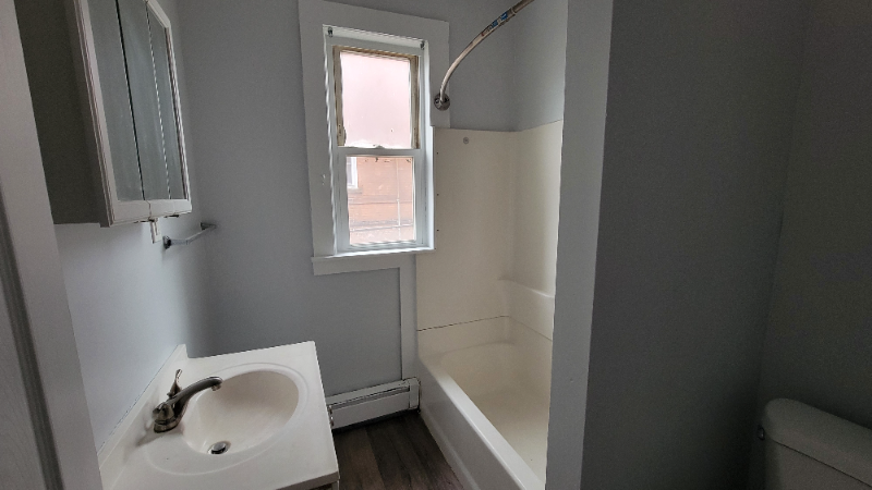 119 Sisson Ave #1S - Photo 7 of 22