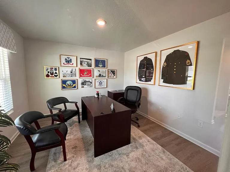 207 Laurel Hill St - Photo 7 of 13