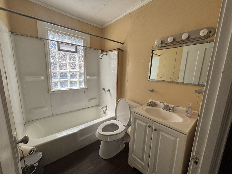 476 E 148th St #1 - Photo 2 of 9