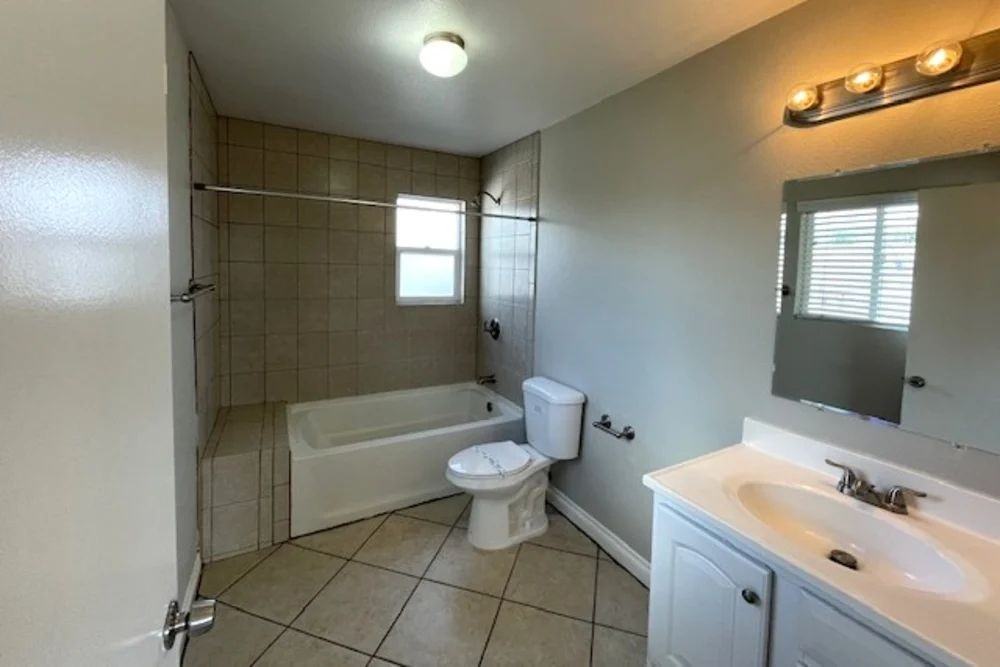 22317 Violeta Avenue #NA - Photo 3 of 7
