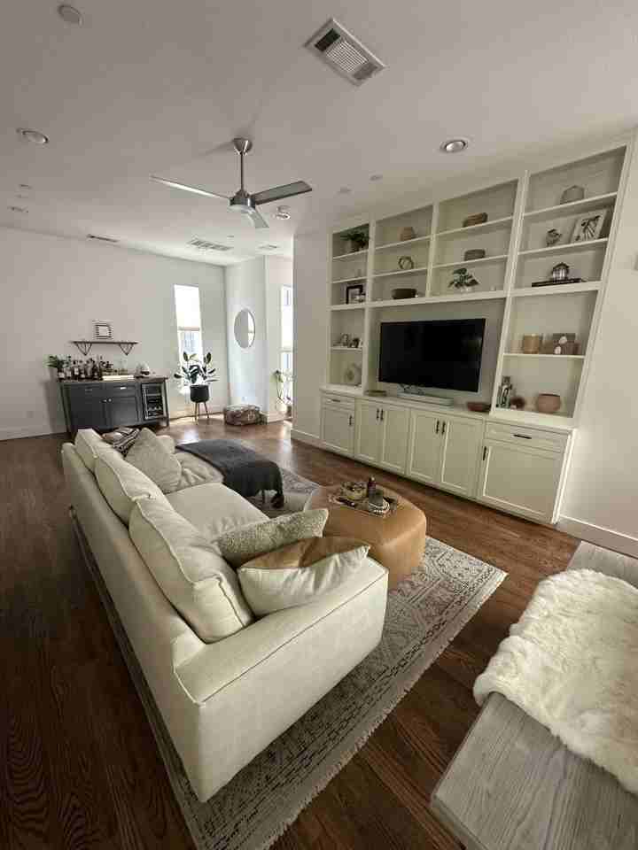 5705 Bryan Parkway #20 - Photo 3 of 18