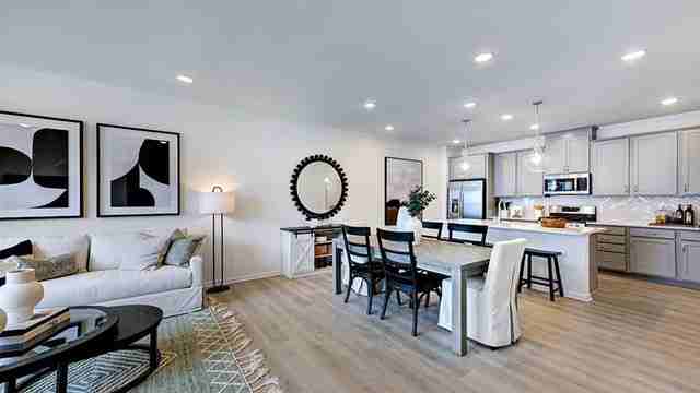 2474 Hutch Lane #2474 - Photo 2 of 20