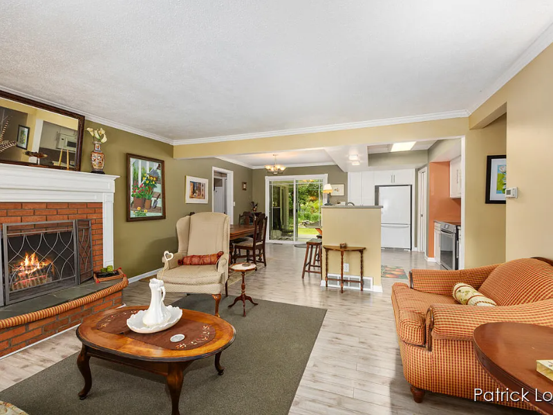 583 Kingsbury Street Northwest - Photo 2 of 20