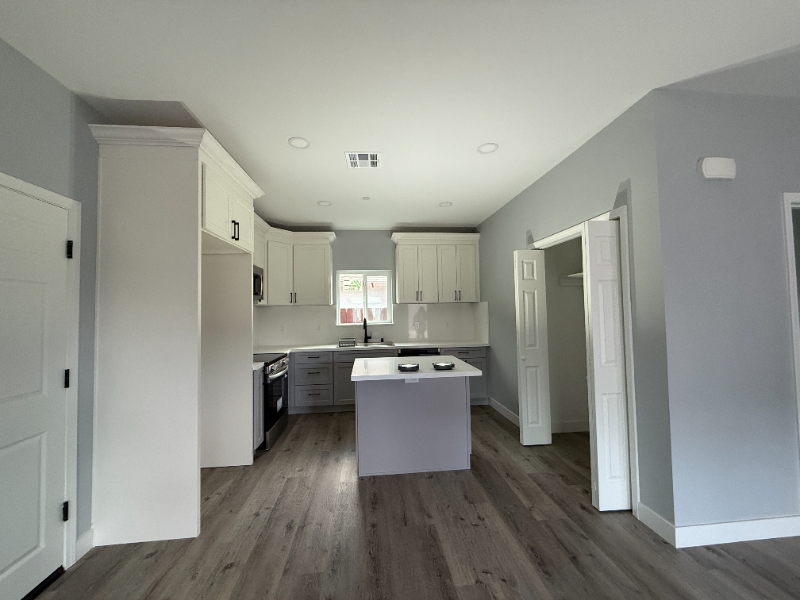 18994 Orange Street - Photo 2 of 13