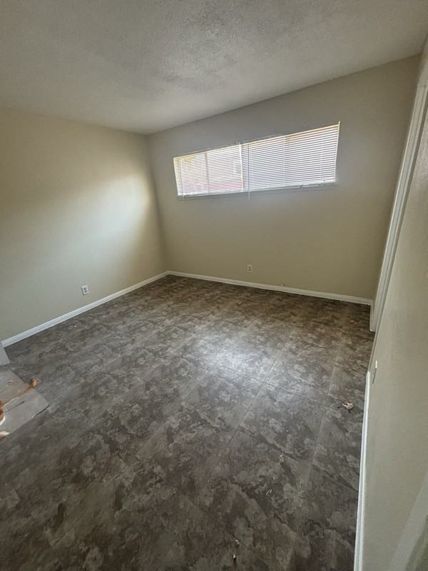 5229 Mountain View Drive - Photo 4 of 19