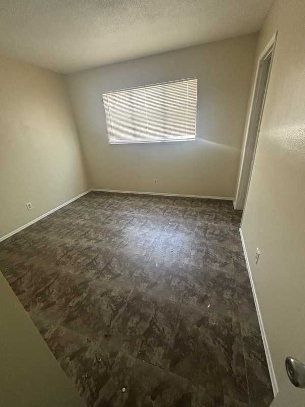 5229 Mountain View Drive - Photo 5 of 19