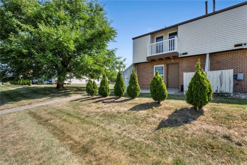 1505 Whitehall Blvd - Photo 6 of 8