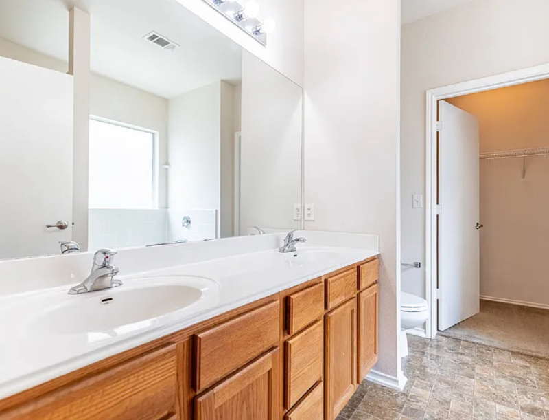 1134 Seven Iron Way - Photo 2 of 11