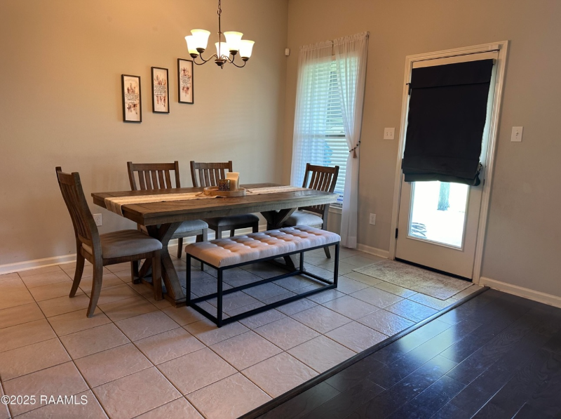 209 Stanwell Avenue - Photo 3 of 20