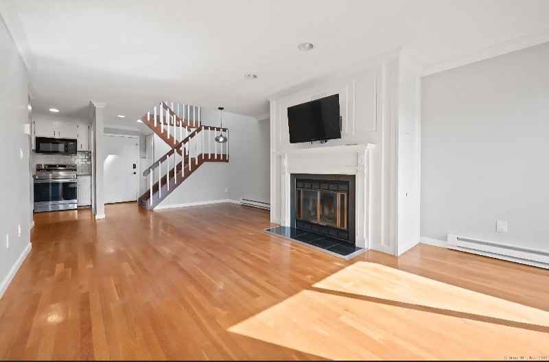 140 Kane Street #D4 - Photo 3 of 20