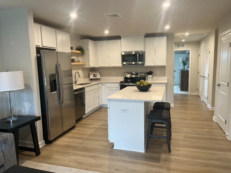 509 Porter Street #B - Photo 3 of 19