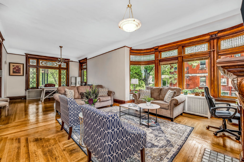 217 Loraine Avenue - Photo 3 of 8