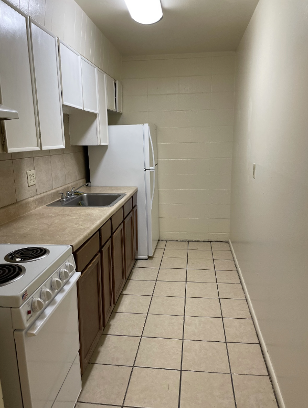 3200 Belmont Place #G - Photo 2 of 6