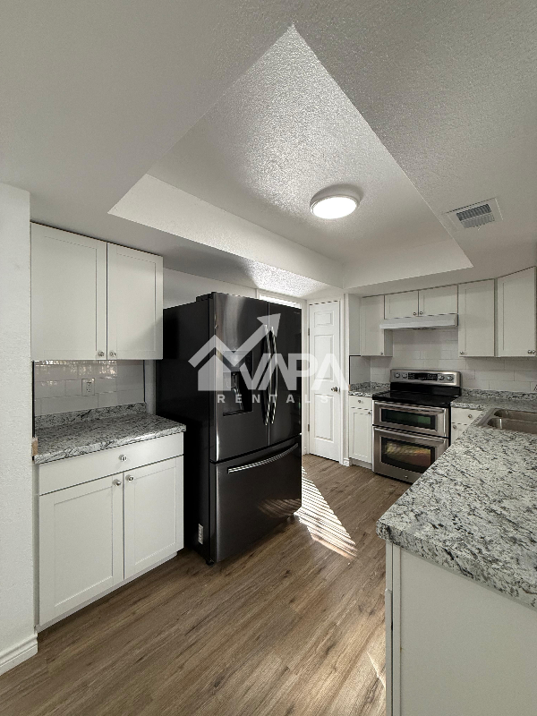 12411 Gran Vista St - Photo 2 of 19