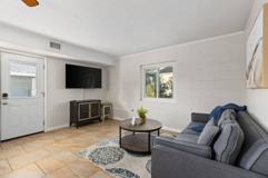 321 West Kalmia Street - Photo 1 of 1