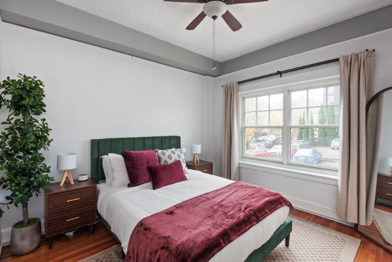 2015 Northwest Flanders Street #212