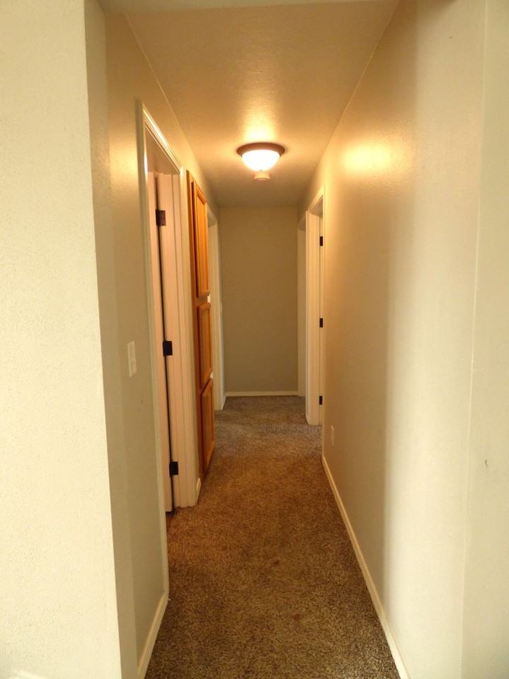 4250 Terraza Ct Ne - Photo 5 of 16