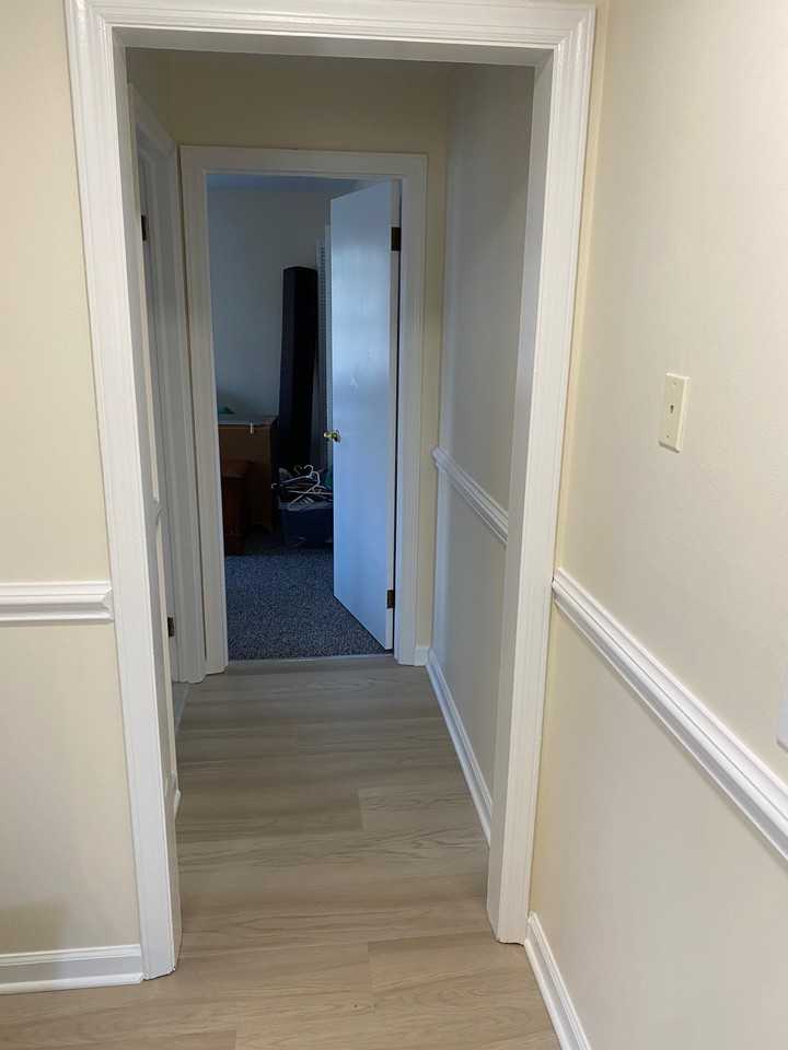 121 Pocono Rd - Photo 6 of 8