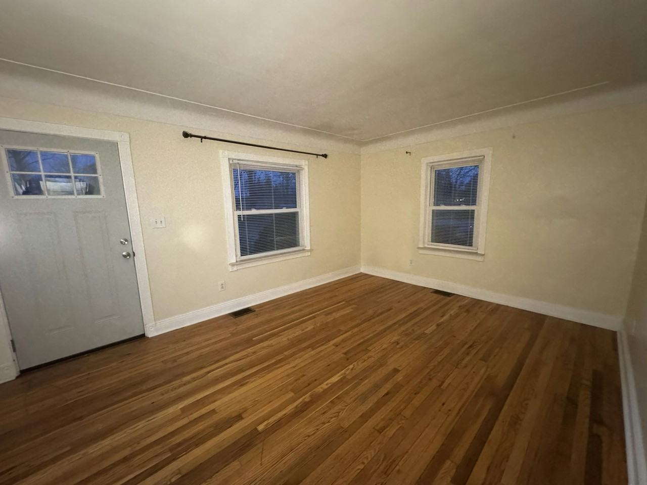 2363 East Maple Road - Photo 2 of 21