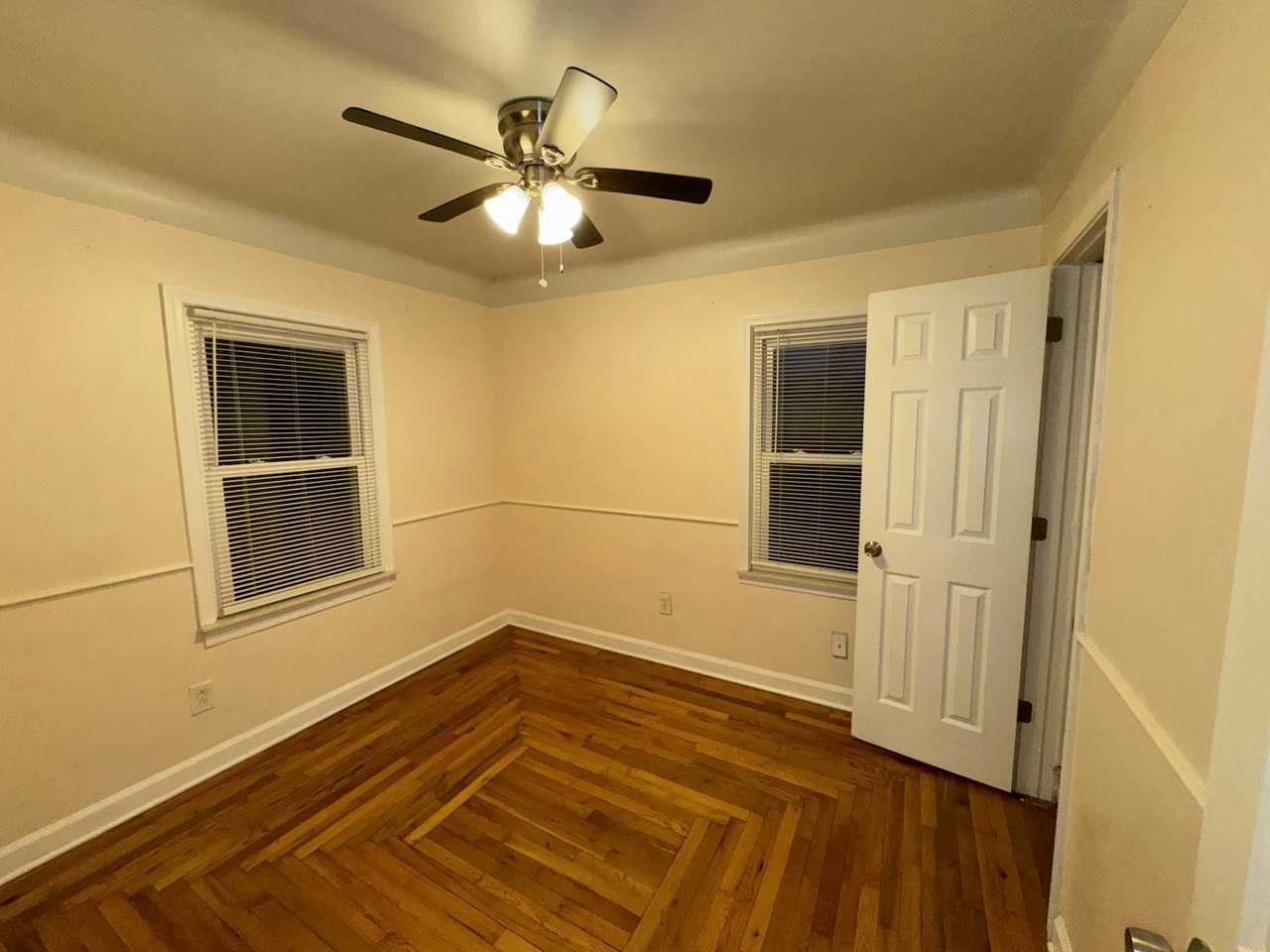 2363 East Maple Road - Photo 7 of 21