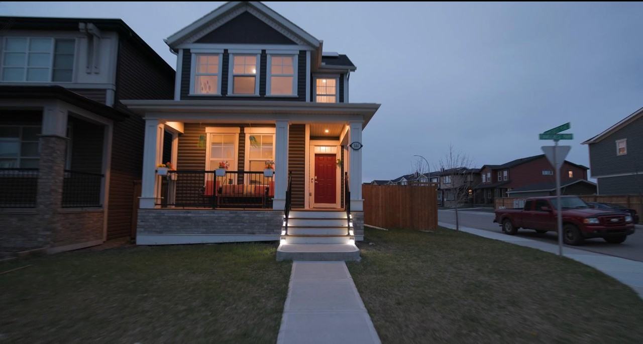 144 Evanscrest Park Northwest - Photo 3 of 8